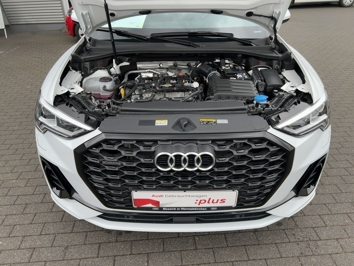 Audi Q3 45 TFSI quattro S-line - Samsaru's Car Outlet