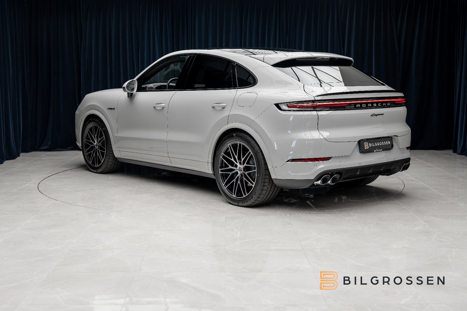 Porsche Cayenne Coupé E-Hybrid PASM BOSE SportExh P-Disp