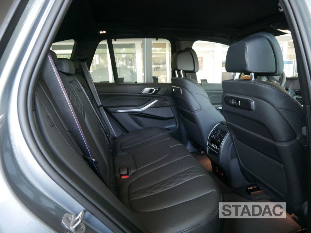 BMW X5 XDRIVE40I Sportpaket Navi LED Vollleder Klima