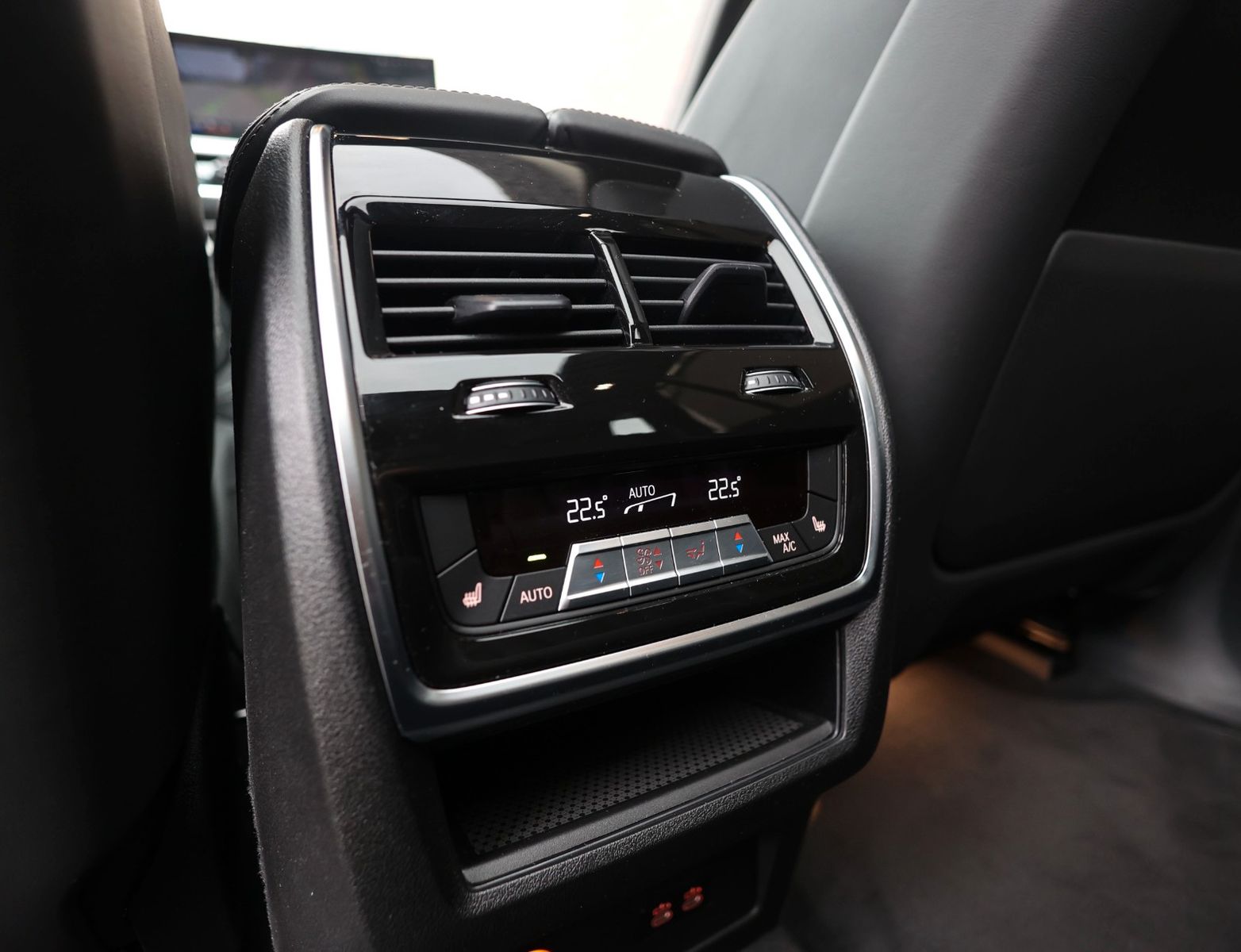 BMW X5 50e xDrive | M Sport Pro - Pano - AHK - B&W