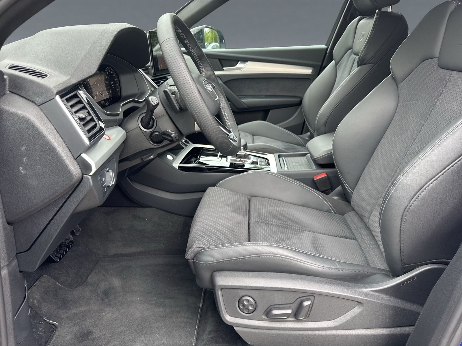 Audi Q5 55 TFSI e qu S line MATRIX AHK PANO 360° ACC