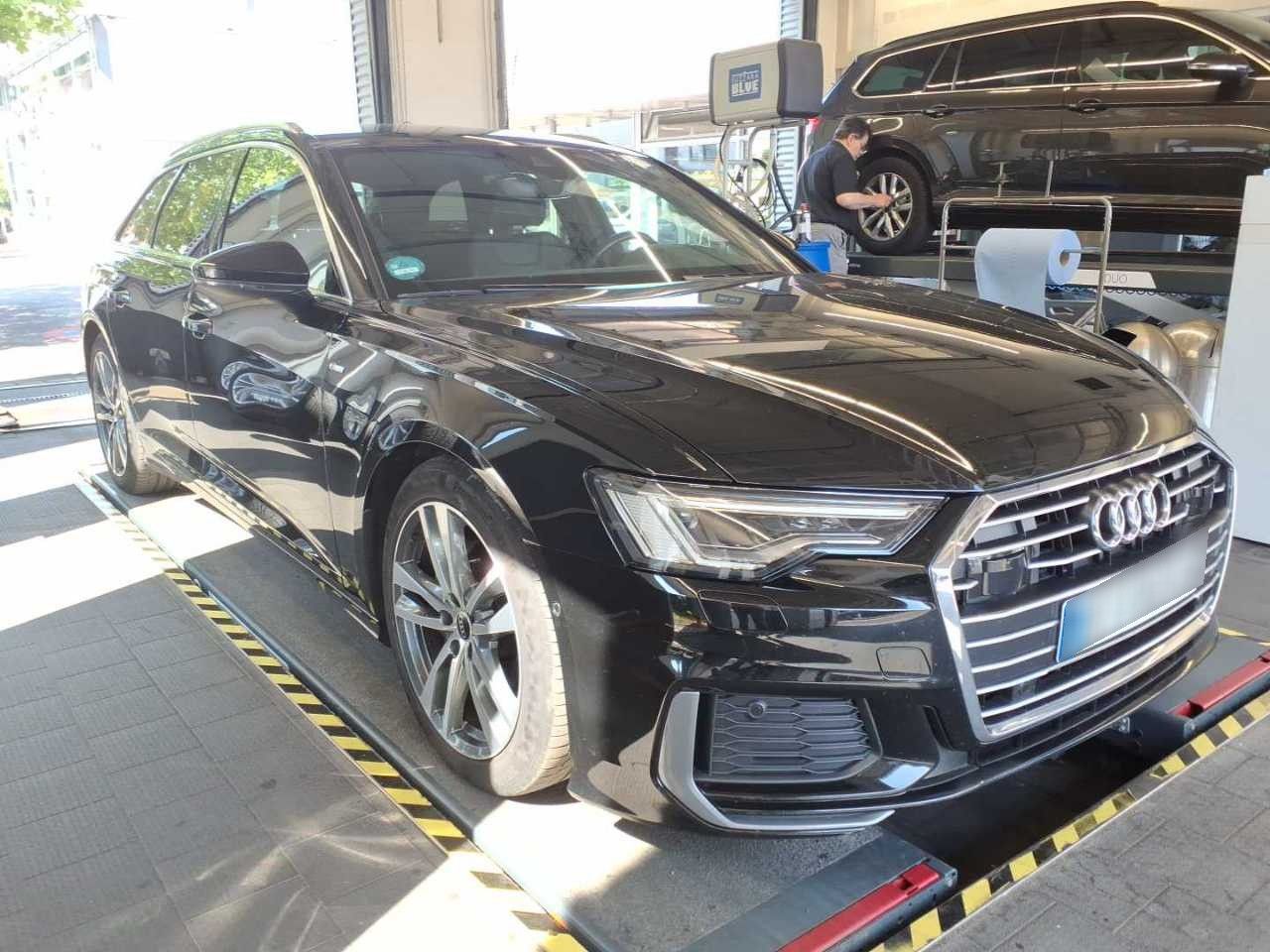 Audi A6 Avant S-Line 40 TDI S tronic - Samsaru's Car Outlet