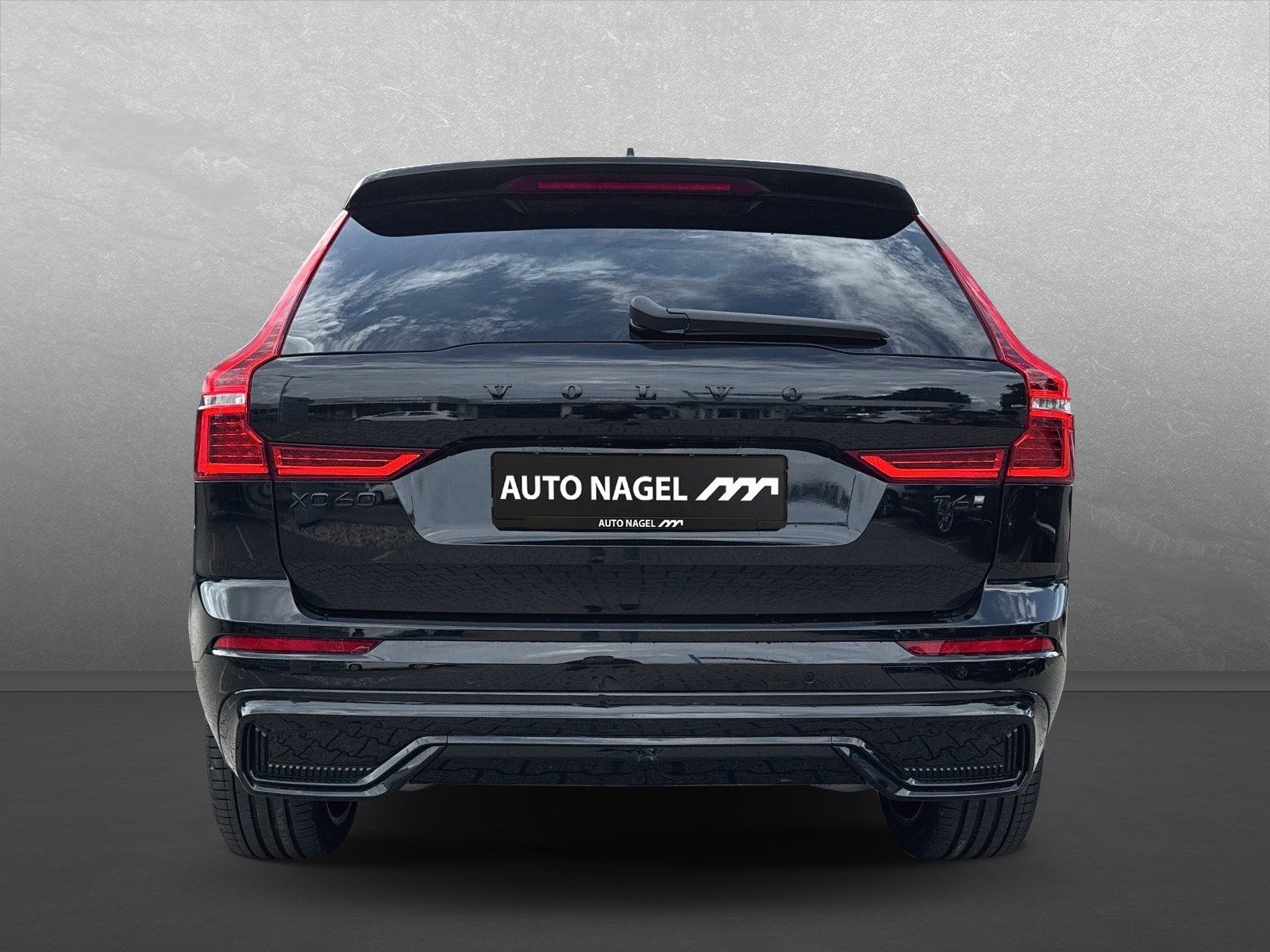 Volvo XC60 Black Edition Plus, T6 AWD Plug-in+ AHK