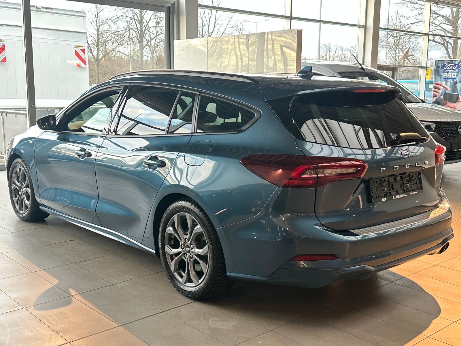 Ford Focus Turnier ST-Line X Automatik 155PS Winter