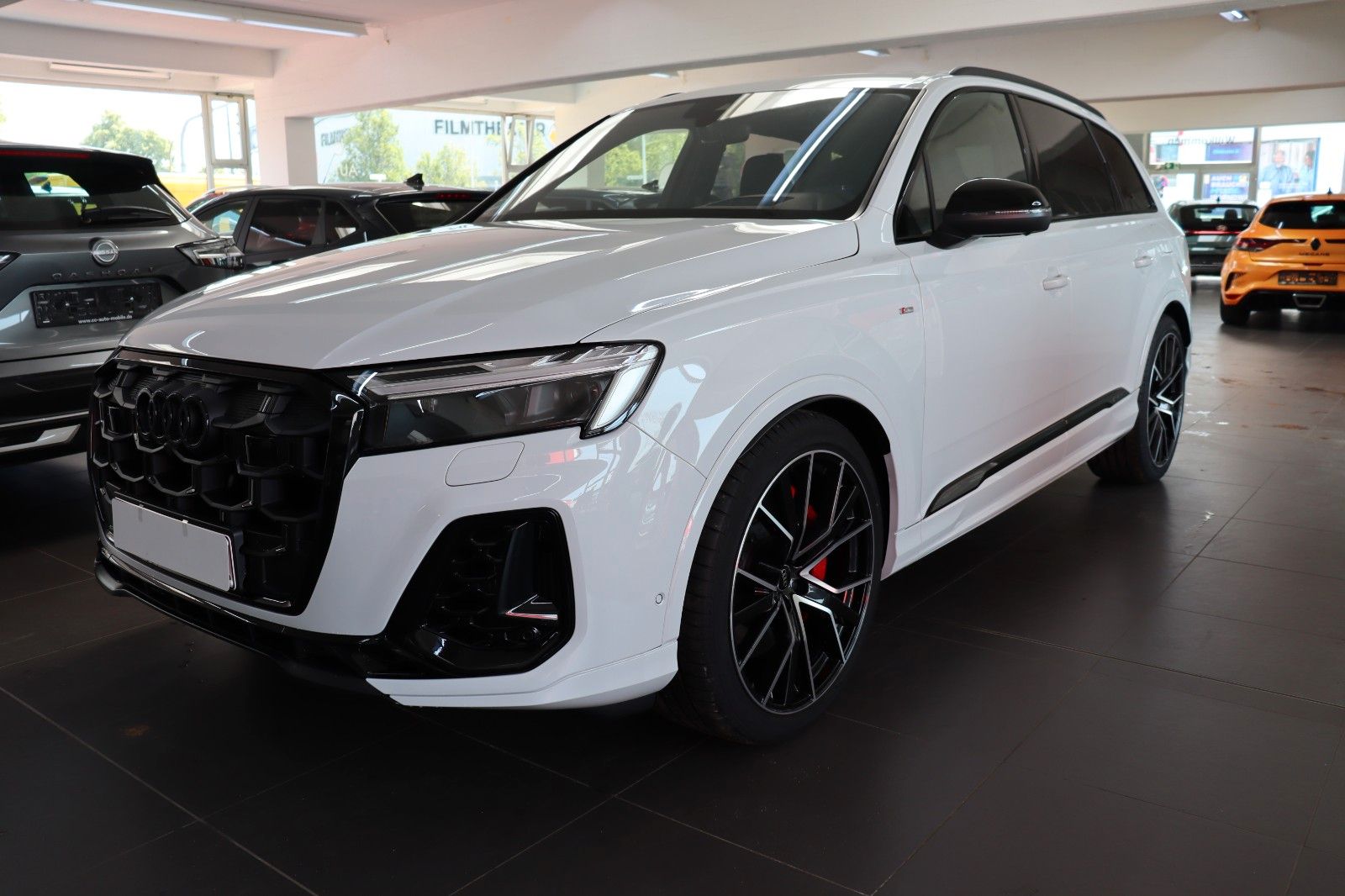 Audi Q7 S line 60 TFSI e quattro PHEV AHK Panoram 5JG