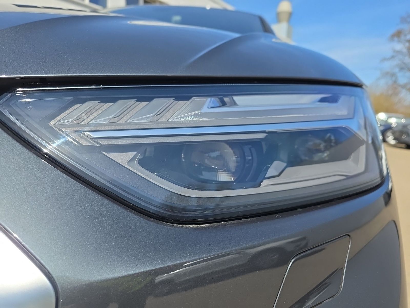 Audi Q5 advanced 20 - Samsaru's Car Outlet