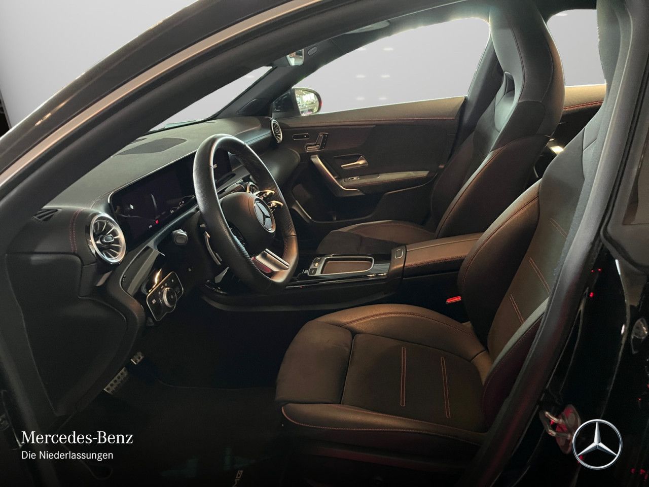 Mercedes-Benz CLA 250 4M AMG Premium - Samsaru's Car Outlet