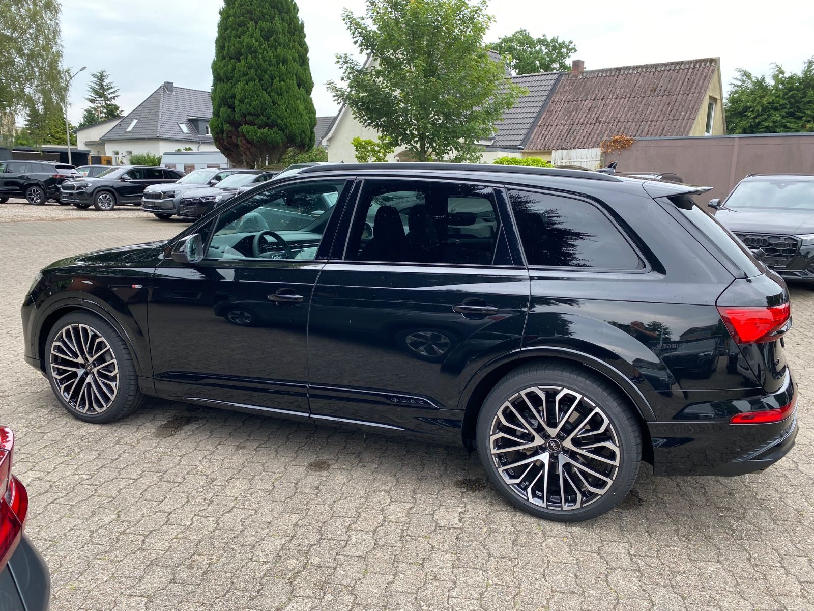 Audi Q7 50 TDI S line 7 Si  Panorama Allradlenkung 22