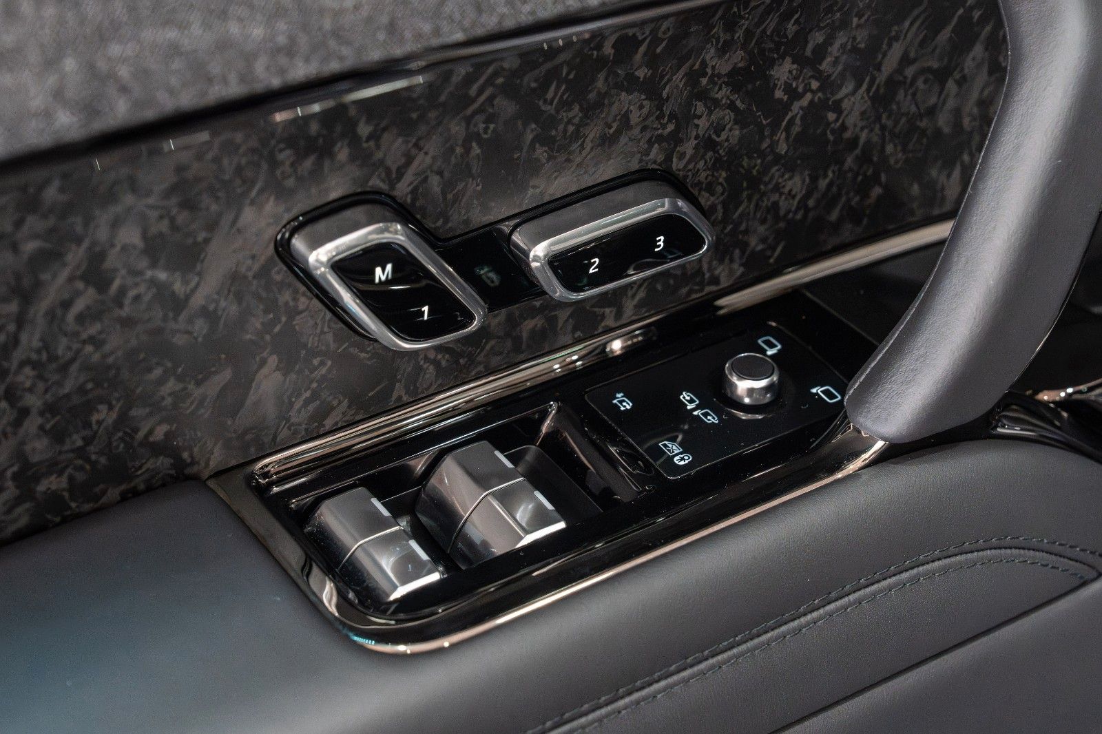 Range Rover Sport First Edition - Samsaru's Car Outlet