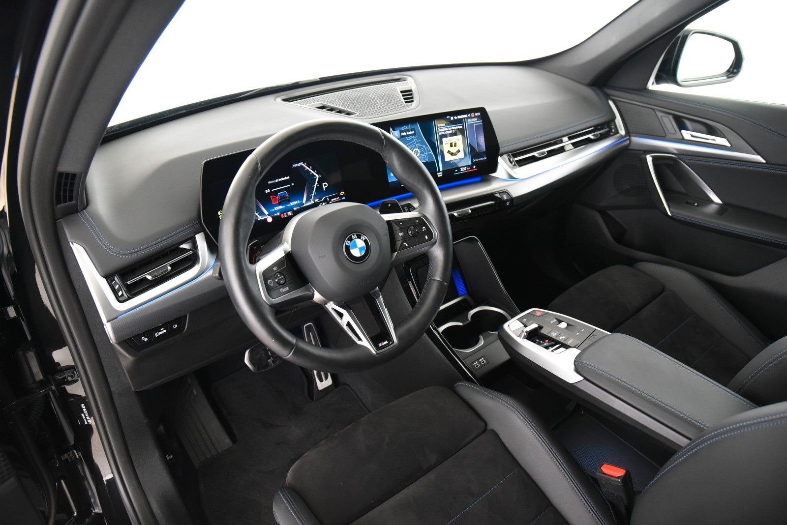 BMW X1 xDrive23d M Sportpaket - Samsaru's Car Outlet