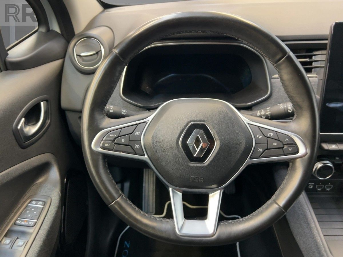 Renault ZOE INTENS R135 50 kWh - Samsaru's Car Outlet