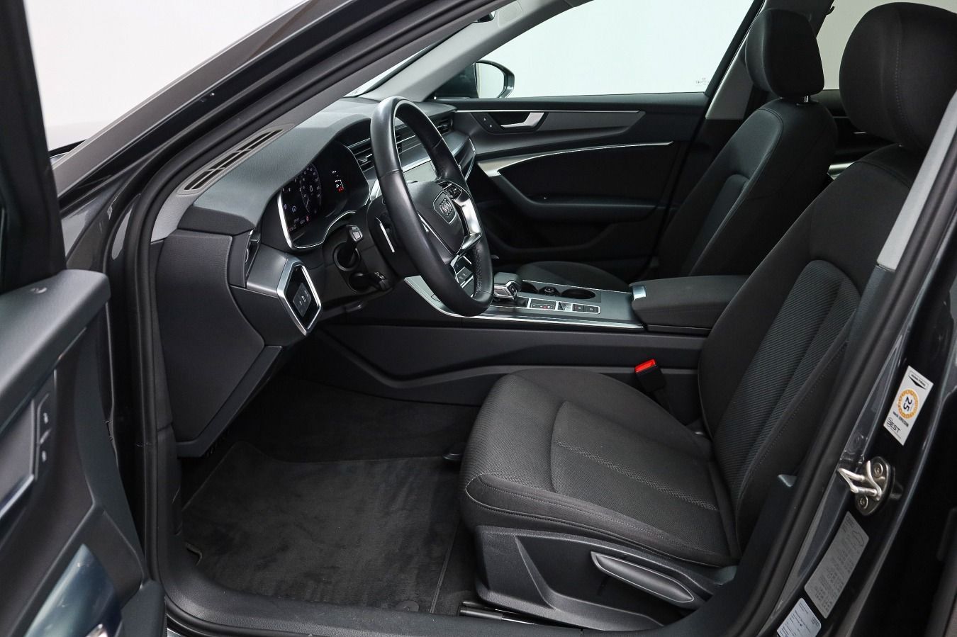 Audi A6 Avant 50 TFSI e qu S line - Samsaru's Car Outlet