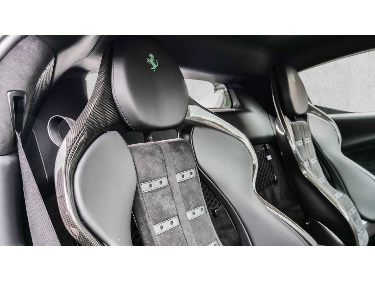 Ferrari 296 GTB - Samsaru's Car Outlet