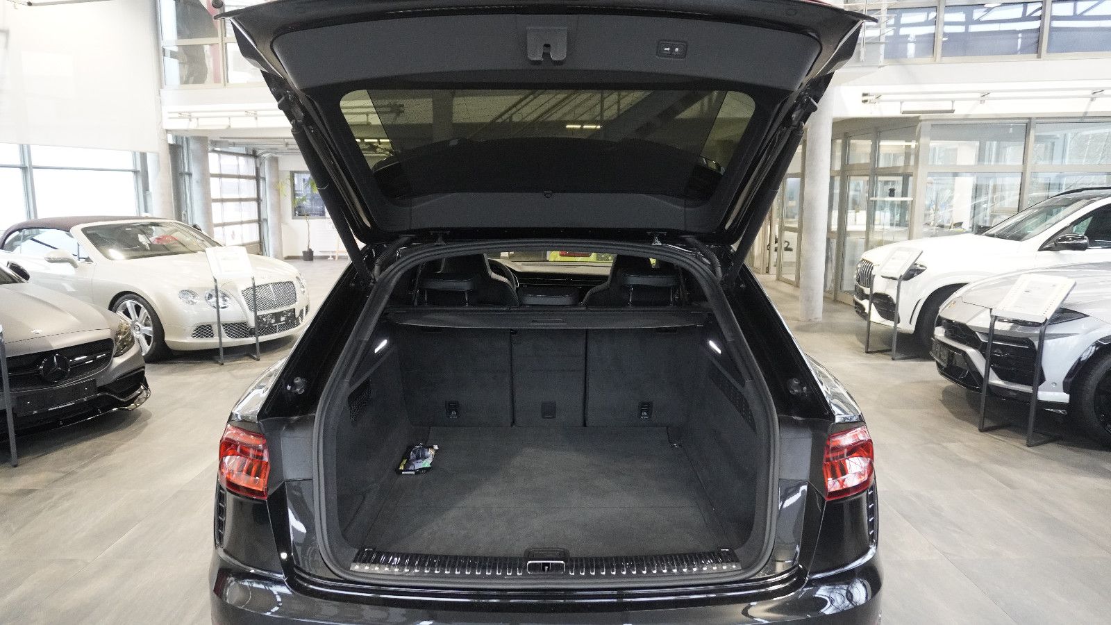 Audi RSQ8    *RS ESSENTIAL -PAKET*UVP 186 Tsd*