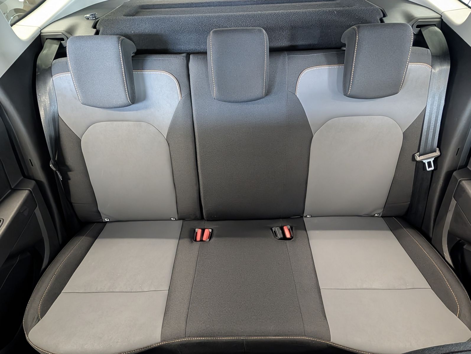 Dacia Duster 1.3 TCe Extreme 2WD - Samsaru's Car Outlet
