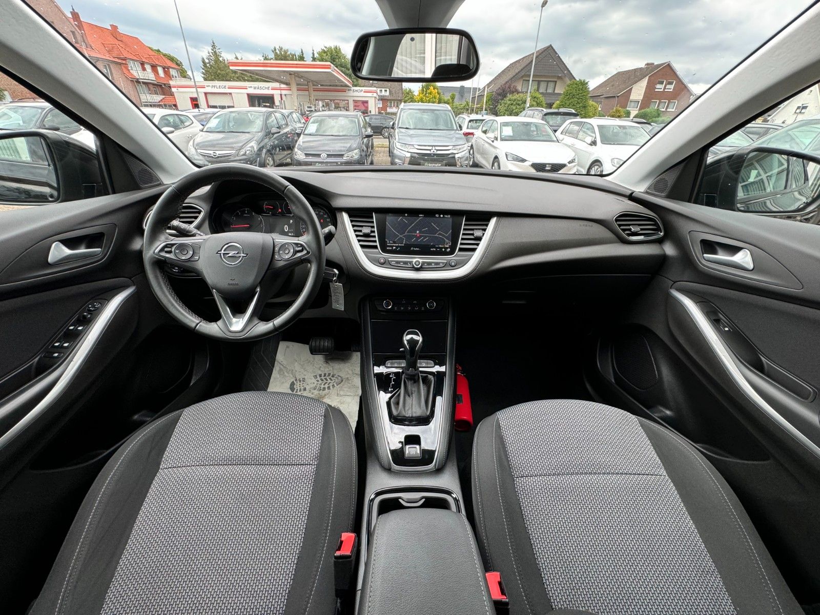 Opel Grandland Business Edition - Samsaru's Car Outlet