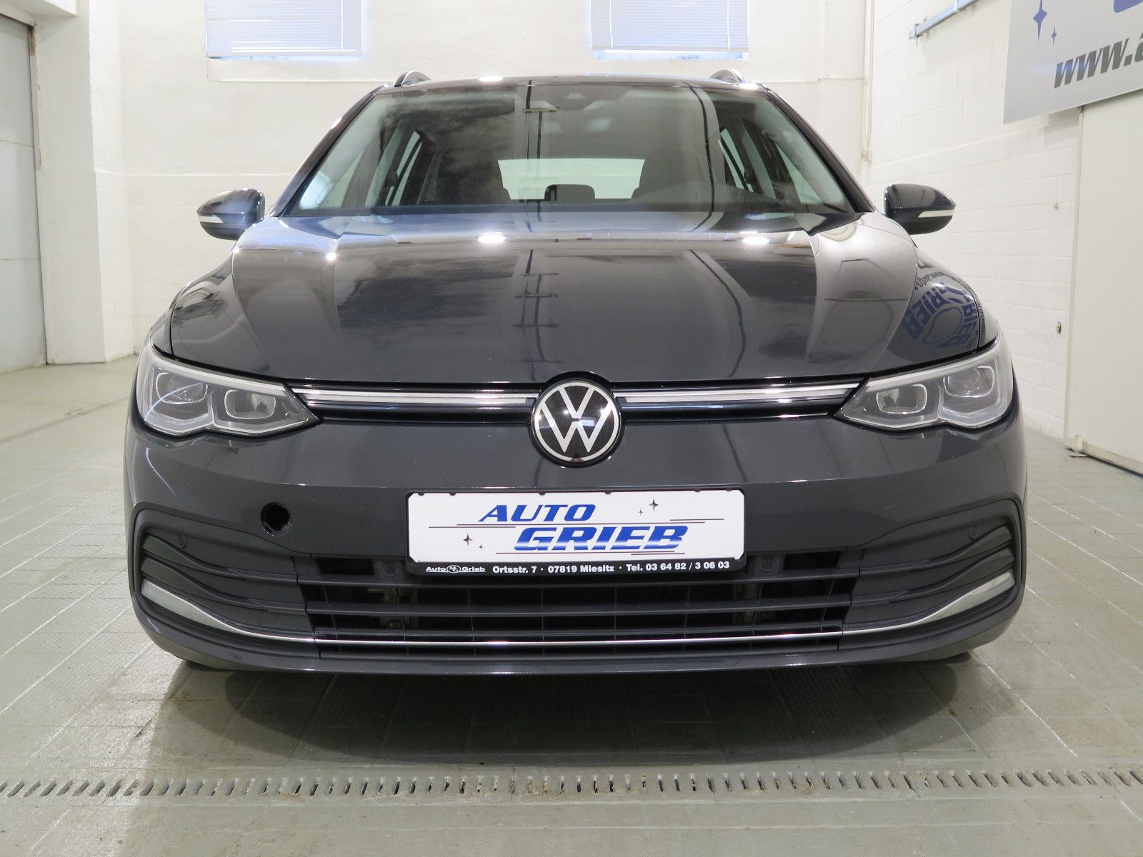 Volkswagen Golf VIII Variant Style, LED,App,Navi,Sportsitze