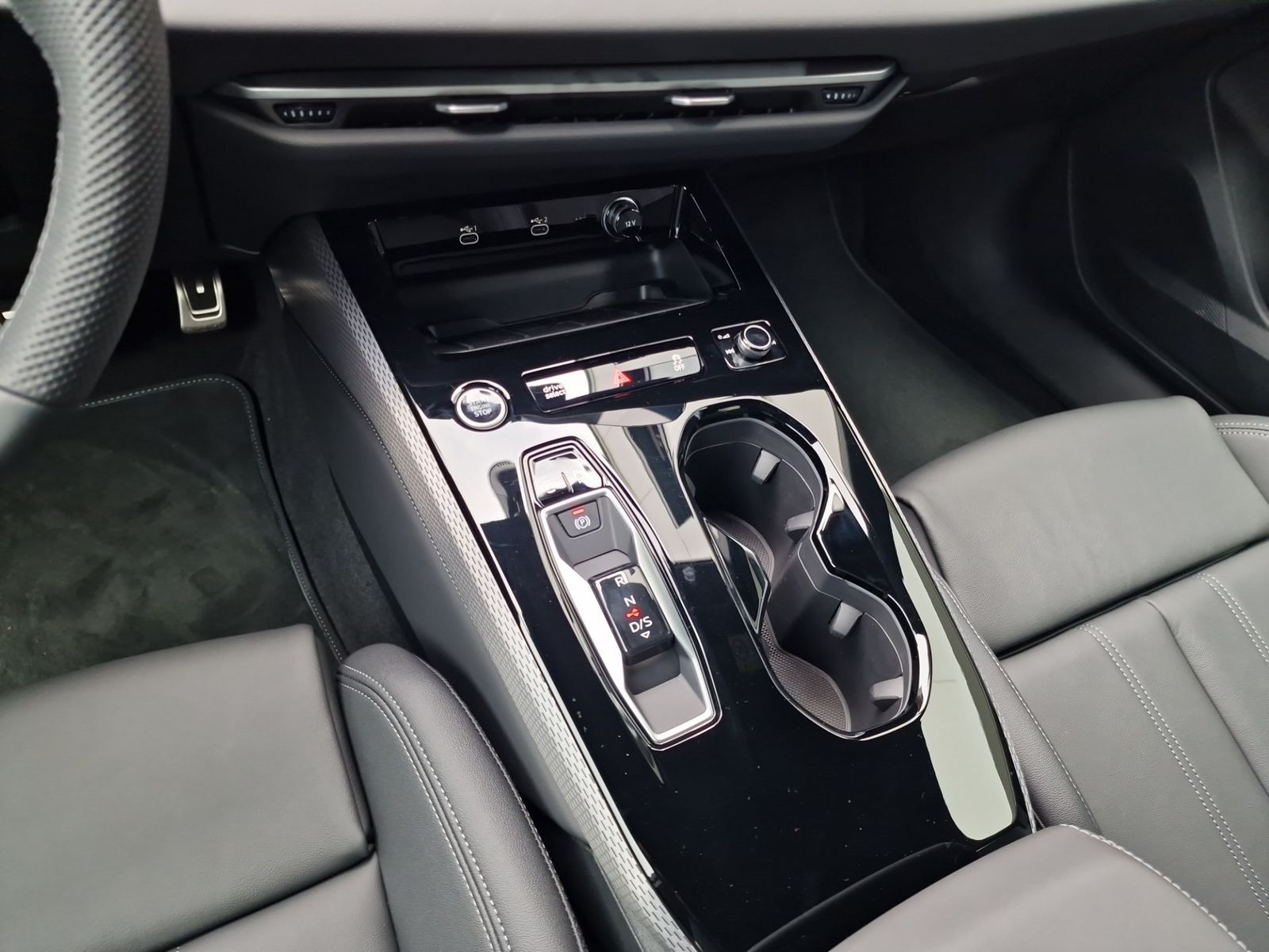 Audi A5 Avant TDI S line edition one Tech+ AHK 19"