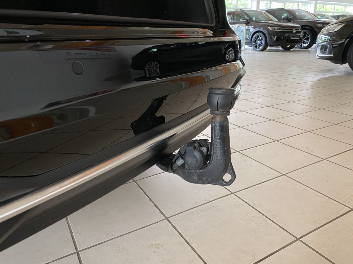 Audi A4 Avant 40 TFSI S tronic - Samsaru's Car Outlet