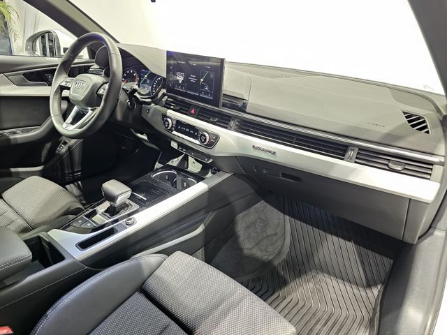 Audi A4 40 TFSI Q 2x S Line - Samsaru's Car Outlet
