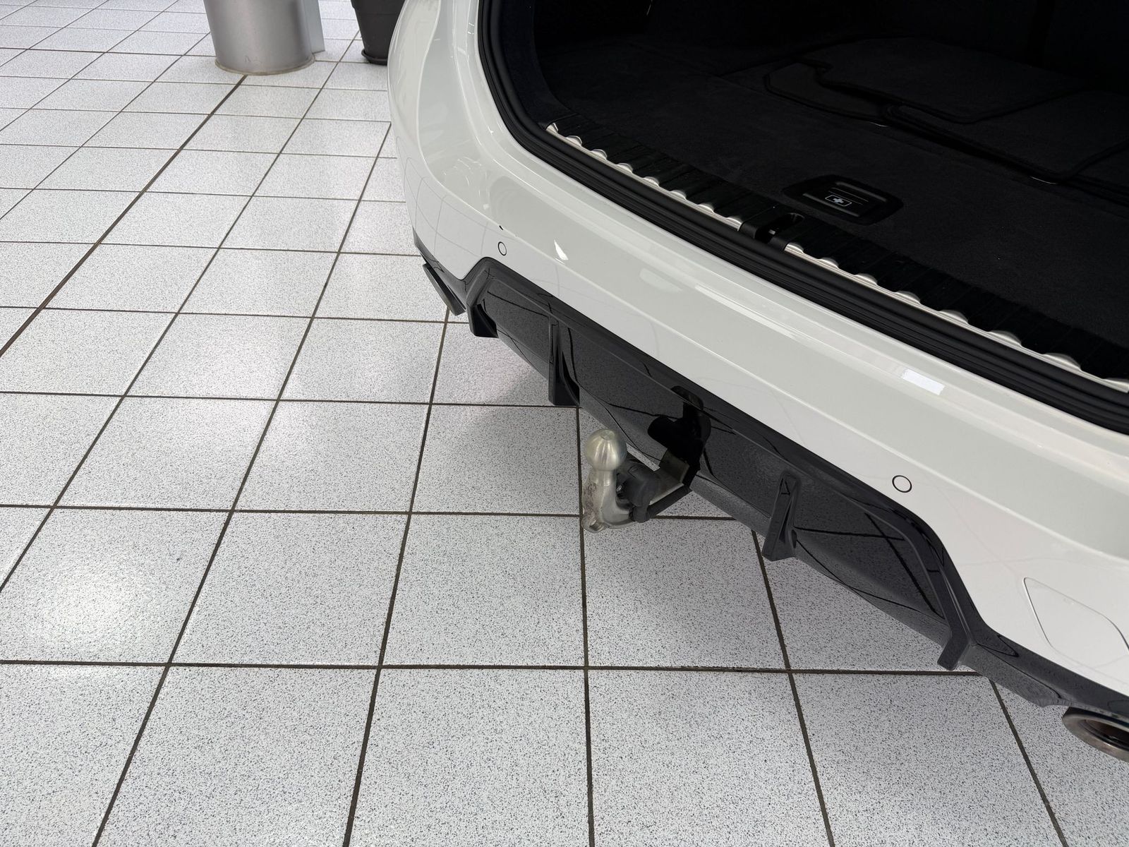 BMW 330 i xDrive Touring M Sport*PANO*HUD*ACC*360°