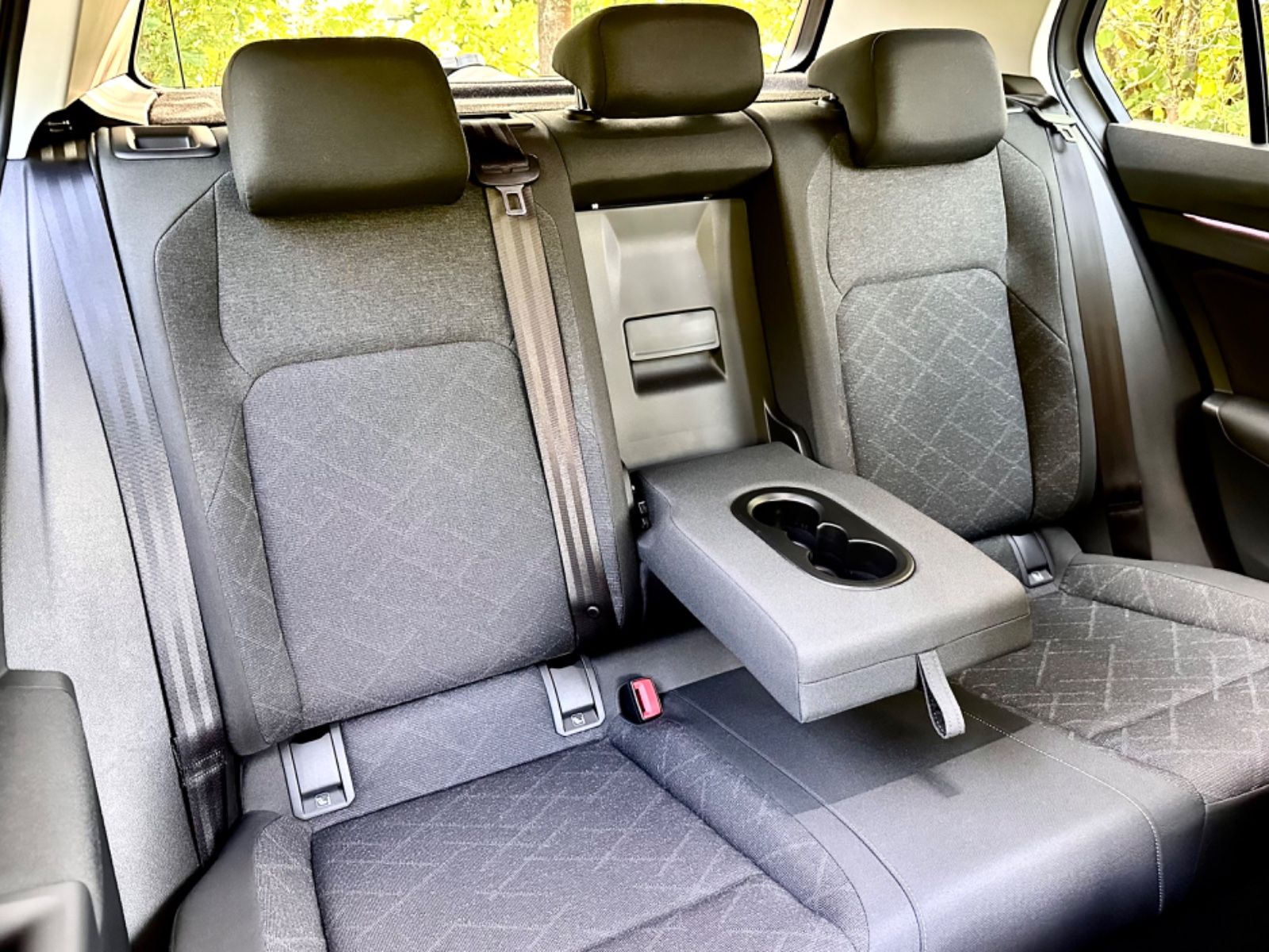 Volkswagen Golf VIII Lim.Life eTSI Automatik - Samsaru's Car Outlet
