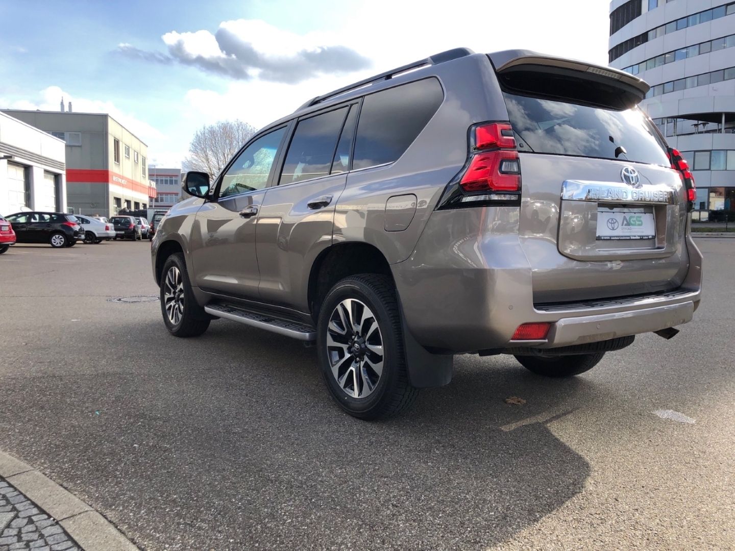 Toyota Land Cruiser 2.8 D-4D EXECUTIVE 4x4 Automatik