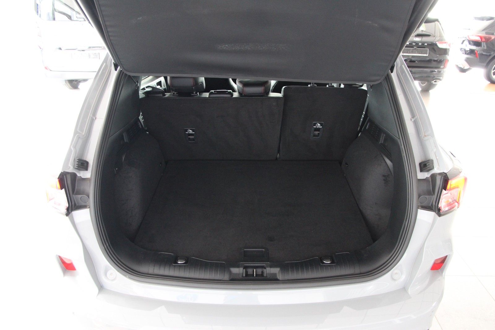 Ford Kuga Plug-In Hybrid PHEV ST-Line X - Samsaru's Car Outlet
