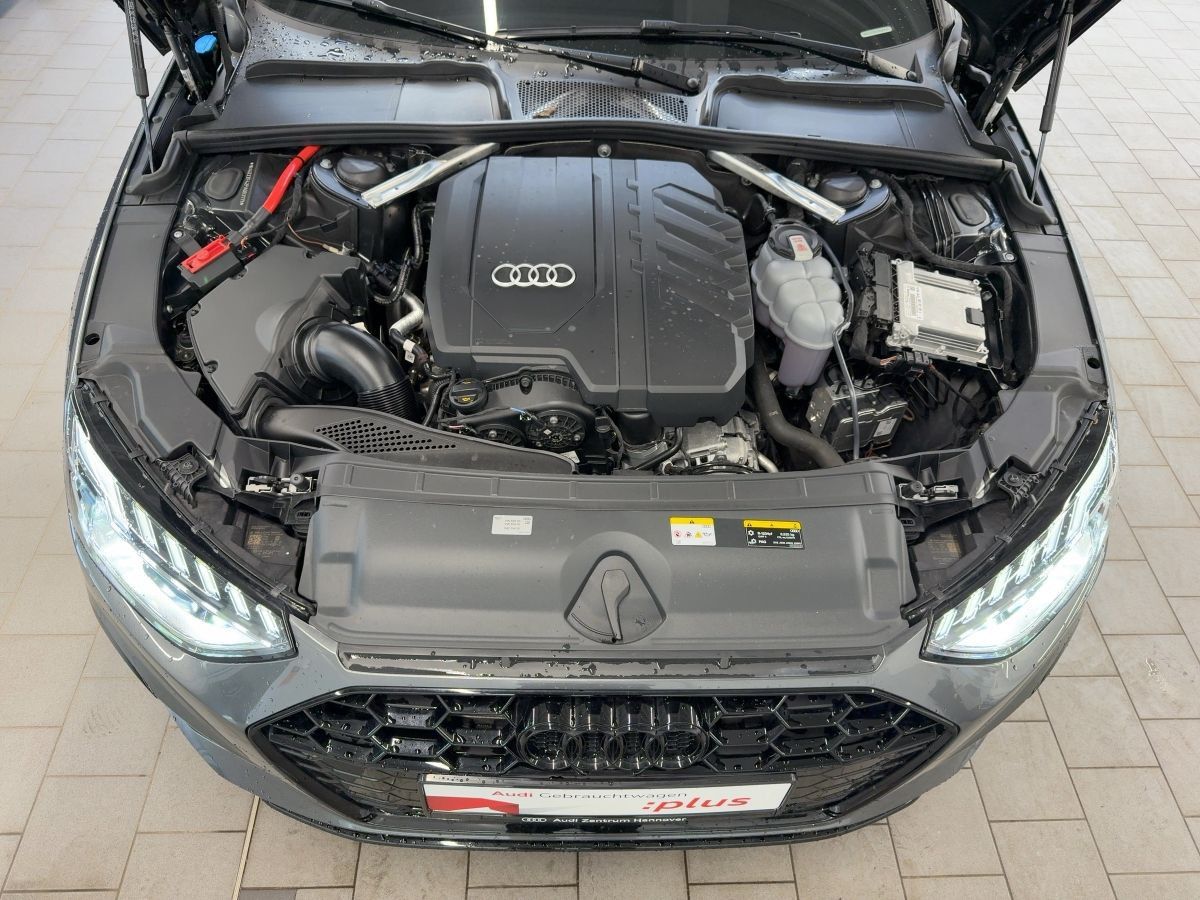 Audi A4 Avant 35 TFSI S line - Samsaru's Car Outlet