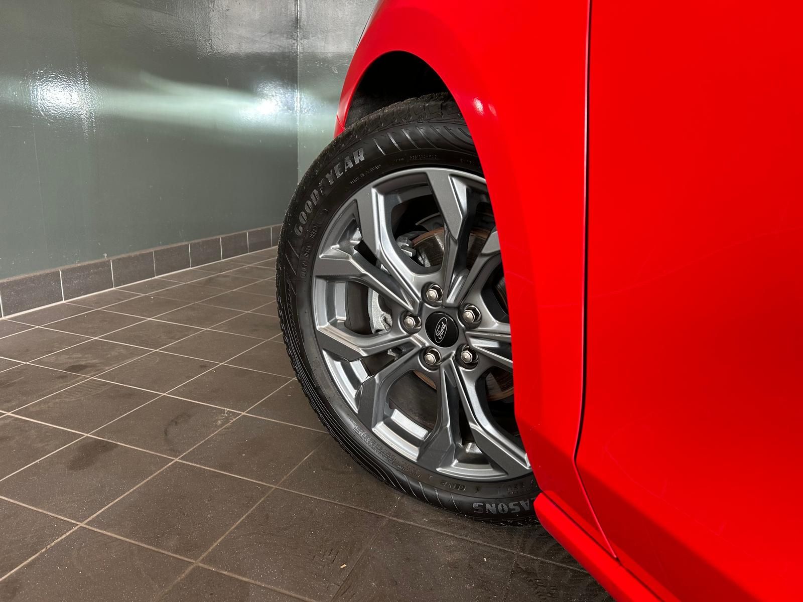 Ford Focus Turnier 1.0 EcoBoost Aut. ST-Line X +GJR