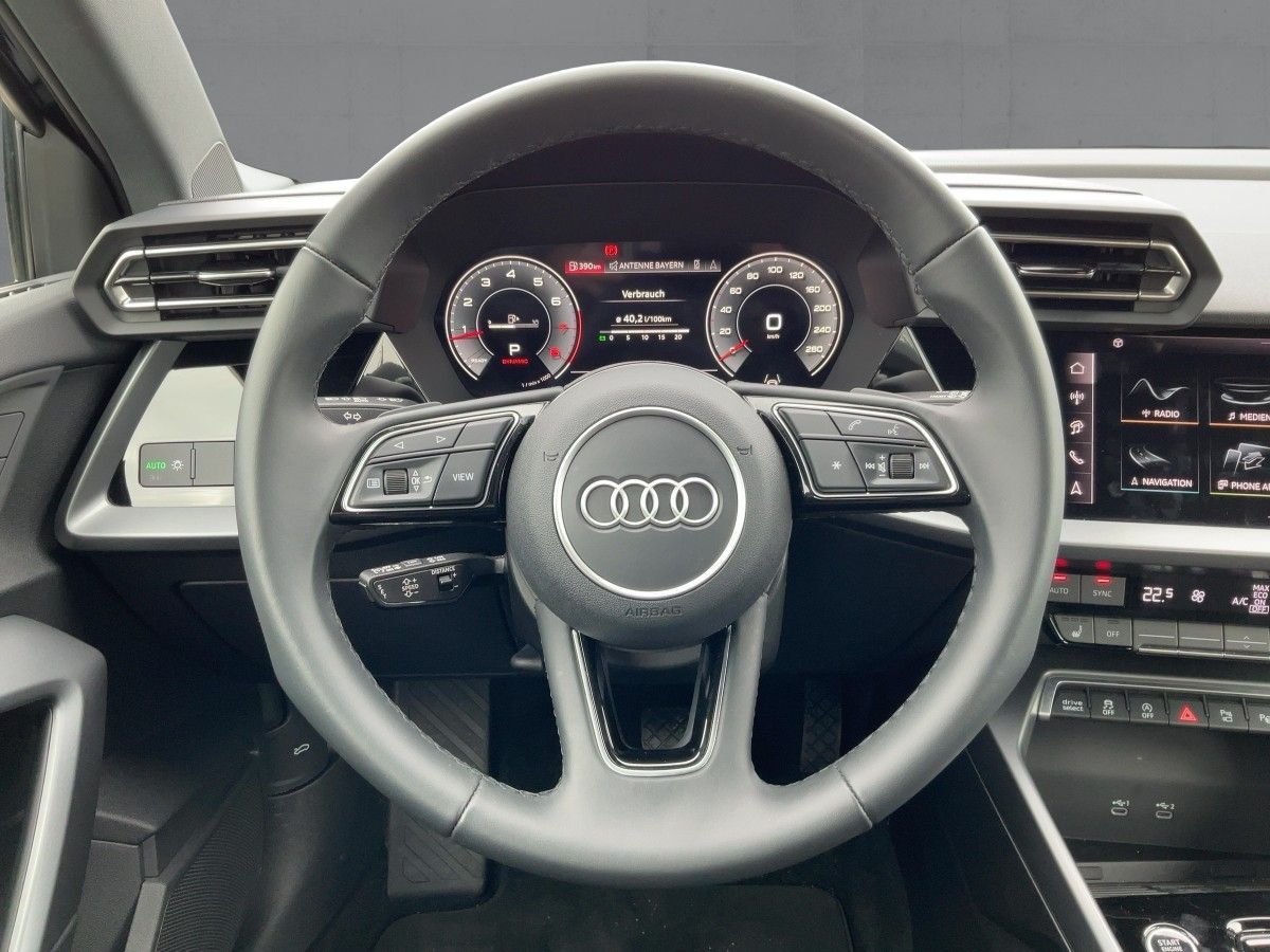 Audi A3 Sportback 35 TFSI S-TR ADVANCED - Samsaru's Car Outlet