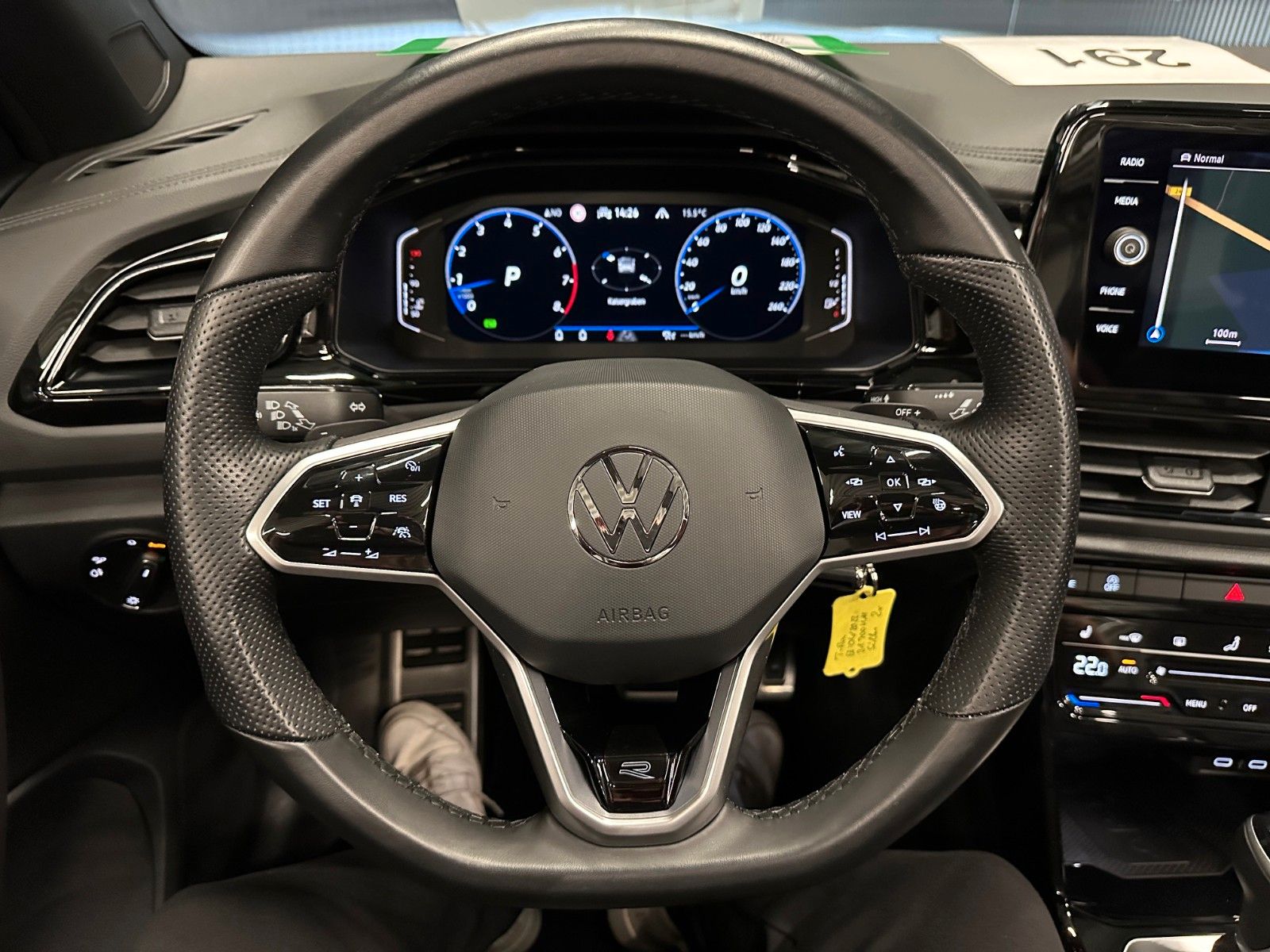 Volkswagen T-Roc R-Line Black - Samsaru's Car Outlet