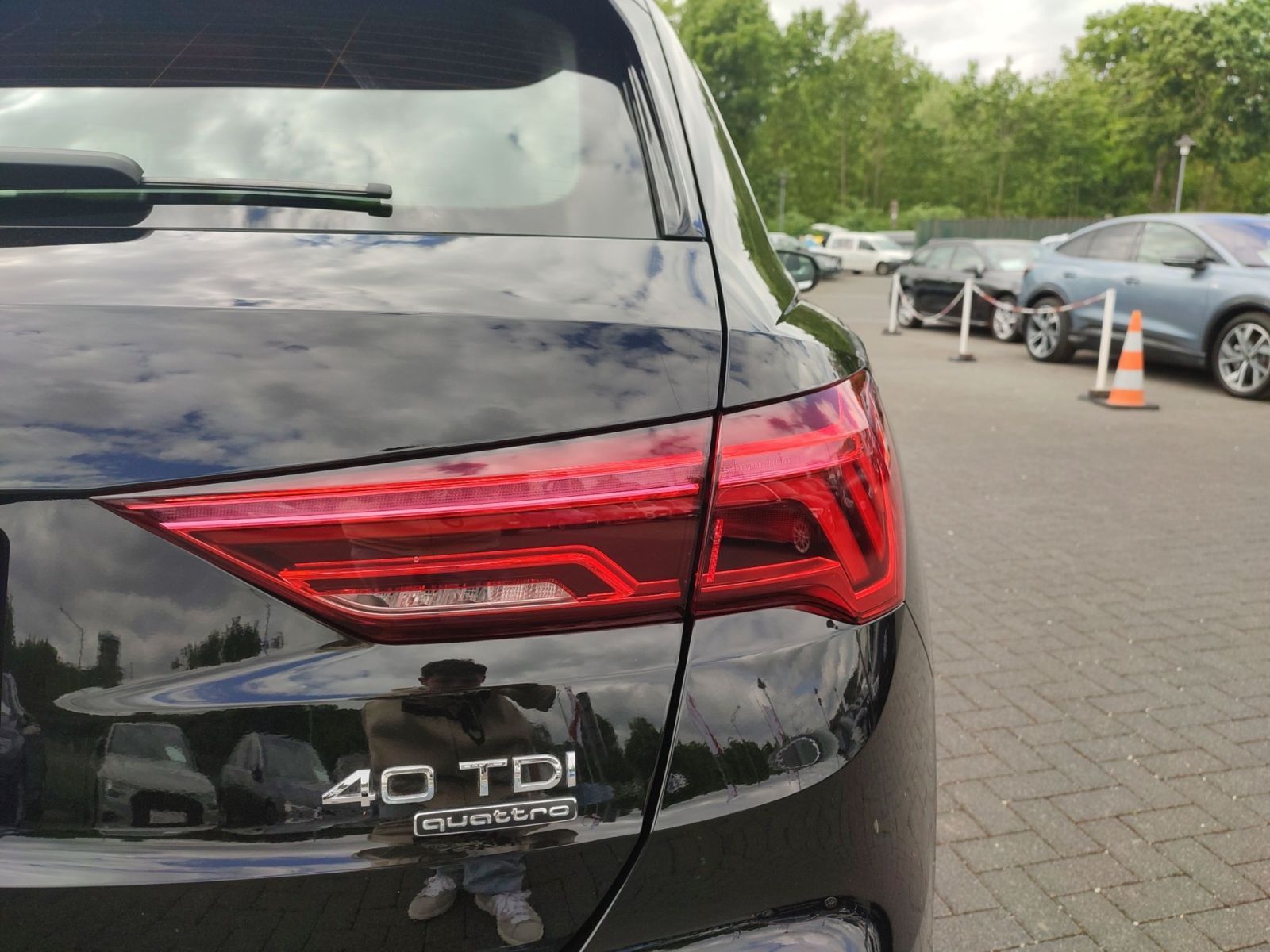Audi Q3 advanced 40 TDI quattro - Samsaru's Car Outlet