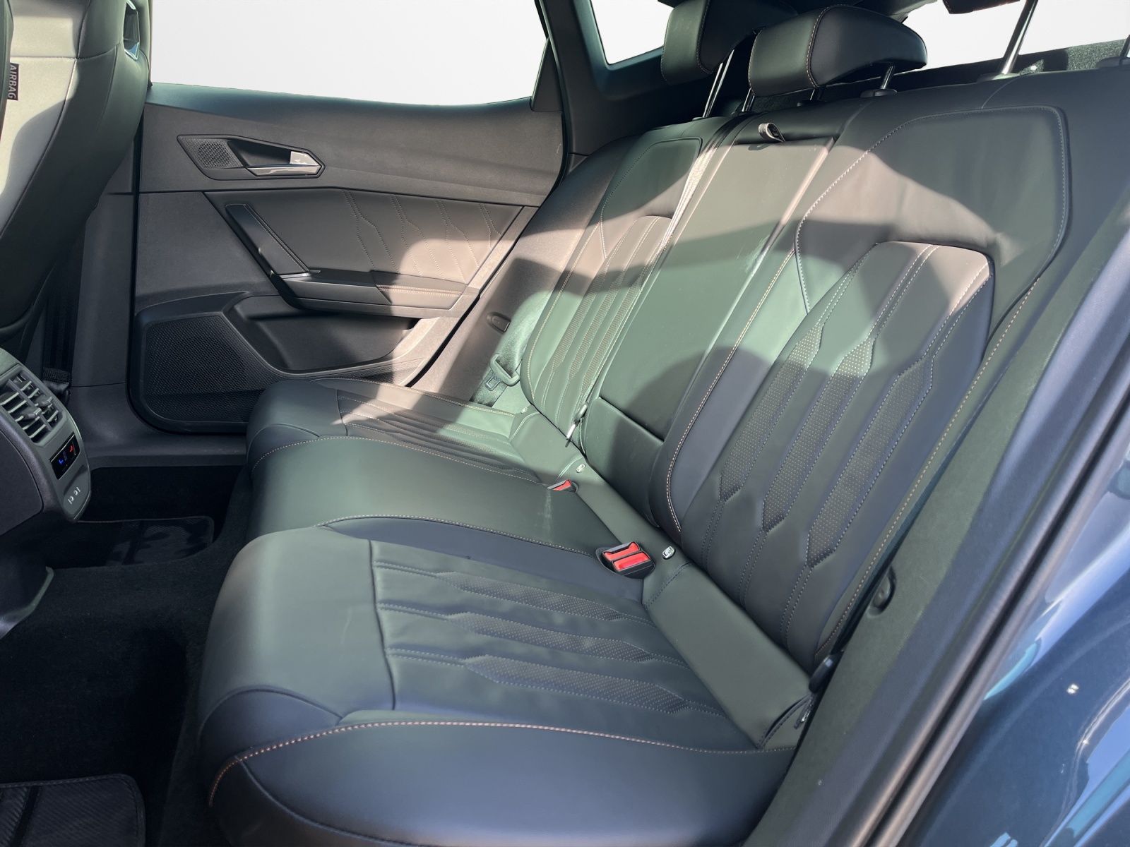 Cupra Formentor 1.4 TSI eHybrid DSG VZ  Panodach AHK N