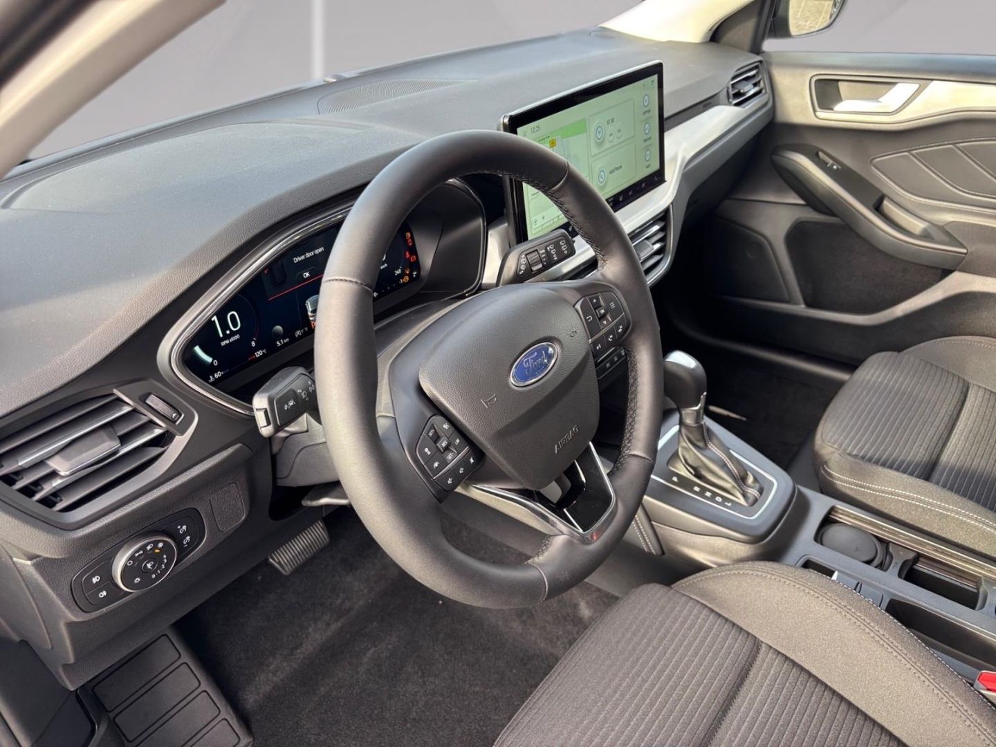 Ford Focus Turnier Titanium X 155PS Aut.Kamera Navi