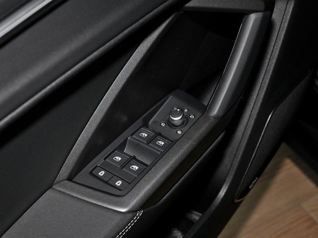 Audi Q3 Sportback 40 TFSI quattro S line - Samsaru's Car Outlet