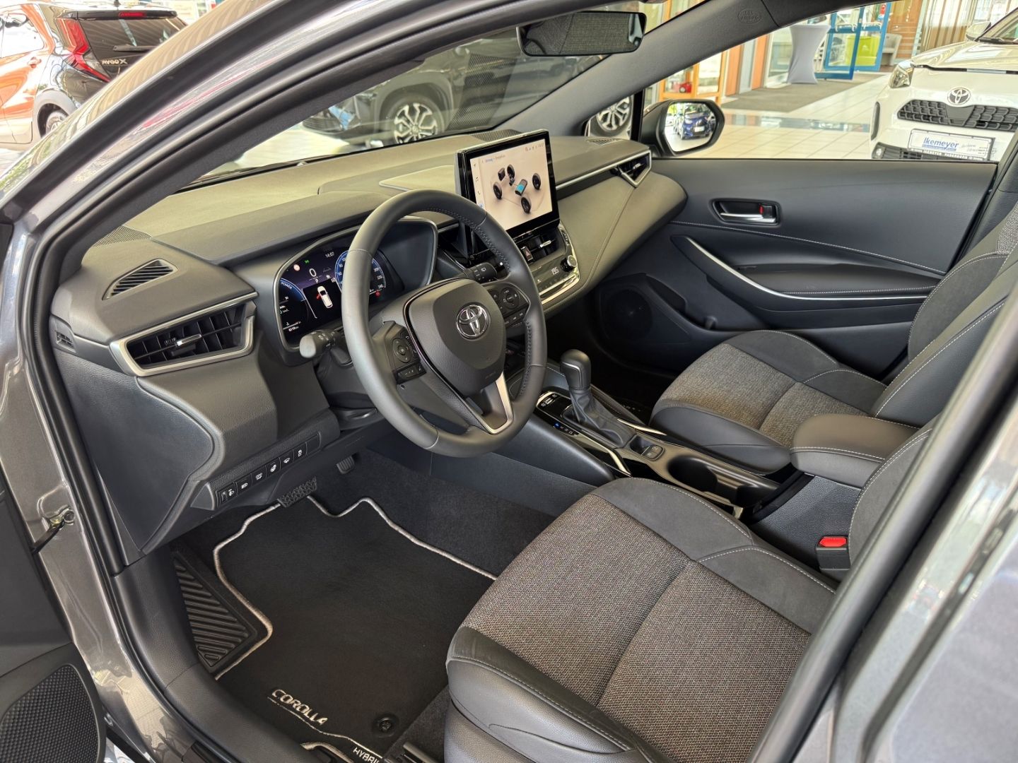 Toyota Corolla Touring Sports 1,8 Hybrid Teamplayer PDC