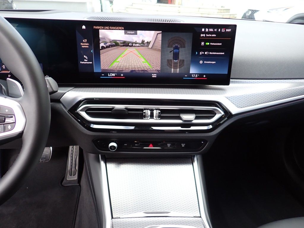 BMW 330 i Touring M Sport - Samsaru's Car Outlet