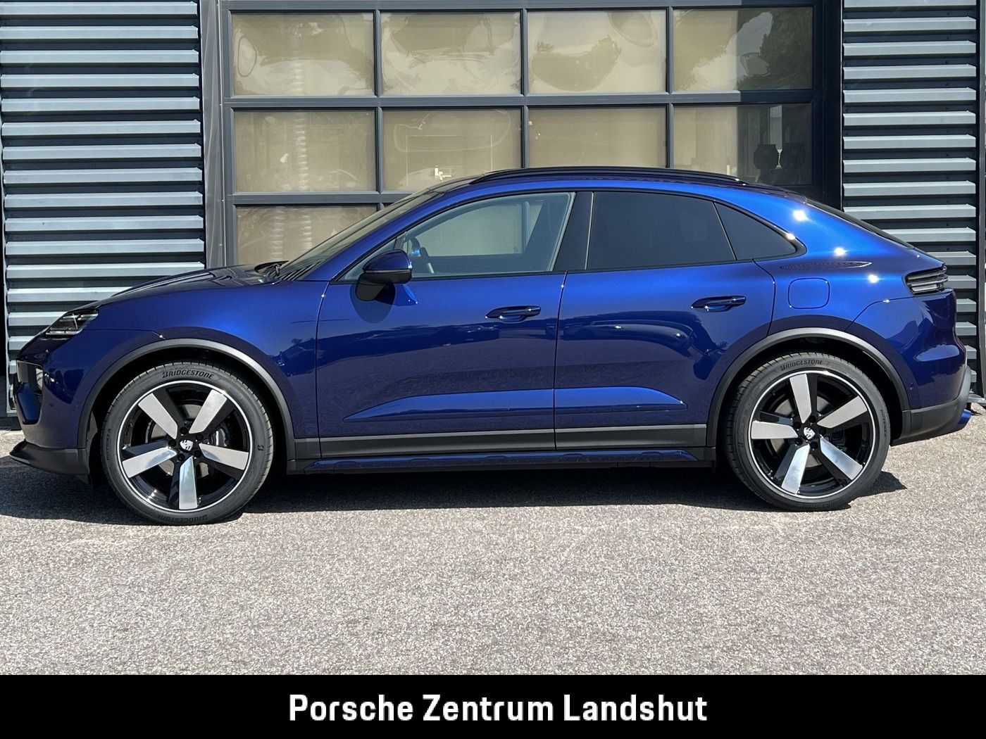 Porsche Macan 4 | Offroad Design Paket | Panorama | BOSE