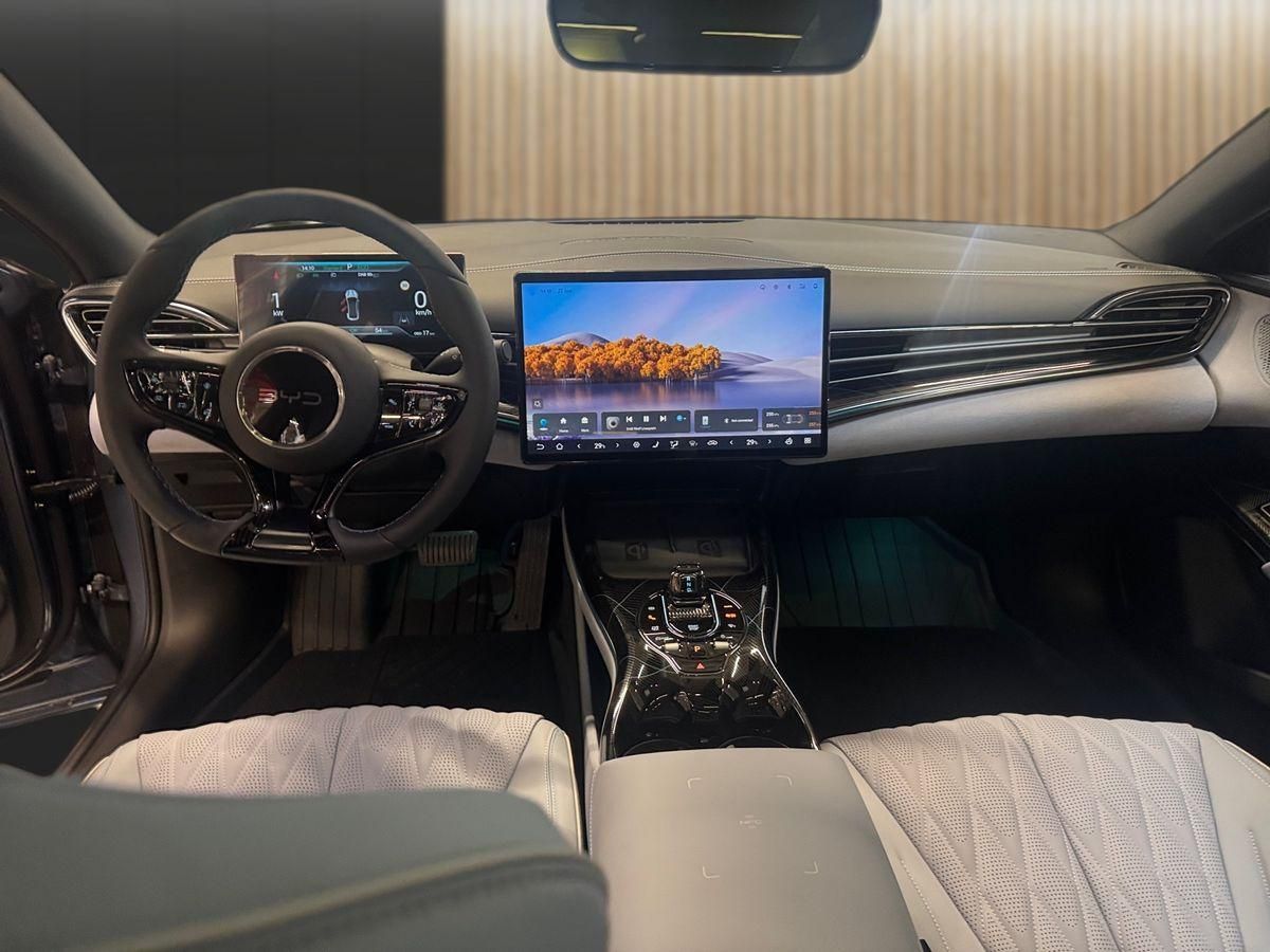 BYD Seal 230 kW RWD Design Panorama LED Navi
