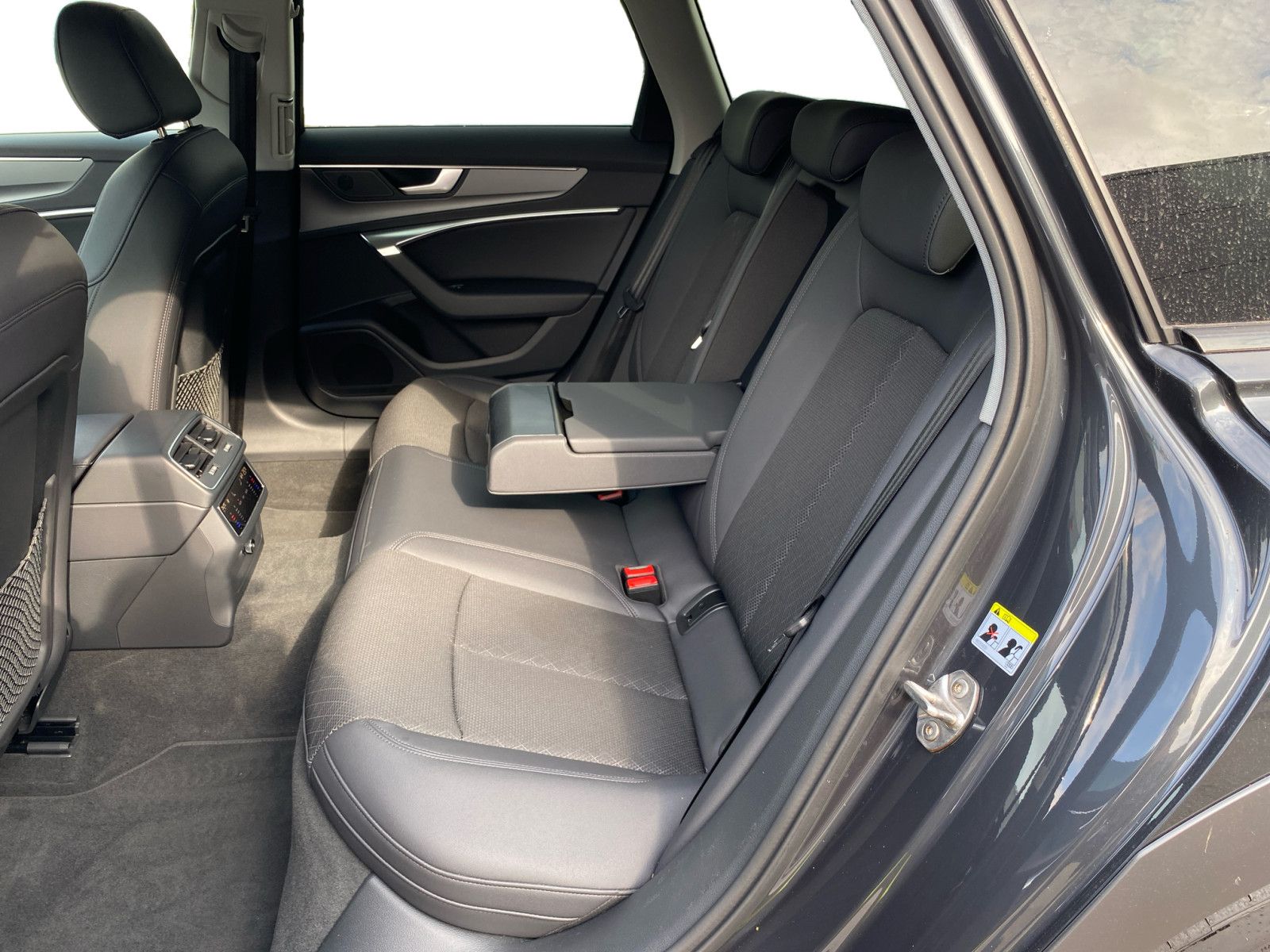 Audi A6 Allroad 40 TDI qua S-Trc - Samsaru's Car Outlet