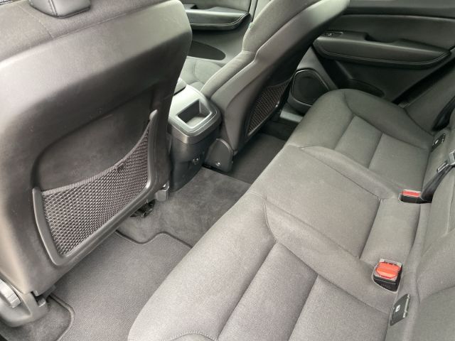 Volvo XC60 B4 2WD Momentum Pro Mild-Hybrid - Samsaru's Car Outlet