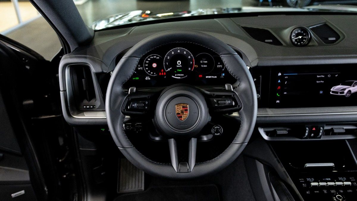 Porsche Cayenne Coupe E-Hybrid*SpDes*SpAbg*PASM*Luft*LED