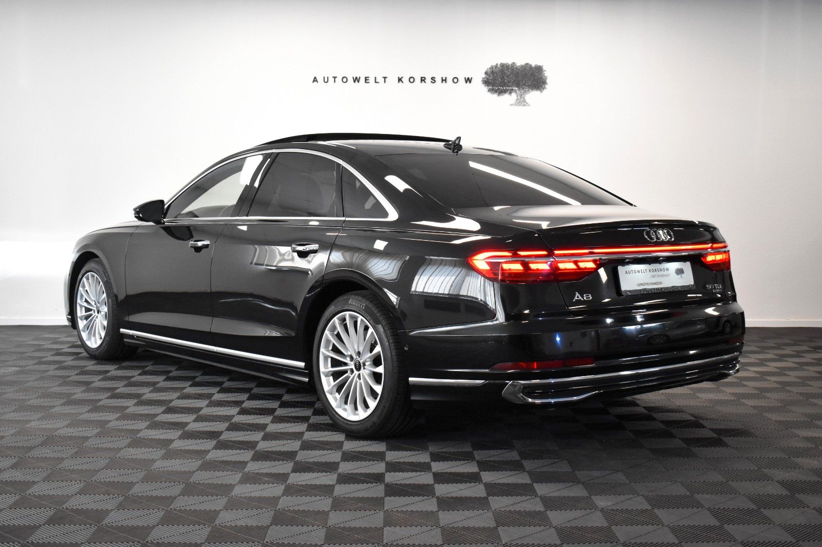 Audi A8 50 TDI quattro - Samsaru's Car Outlet
