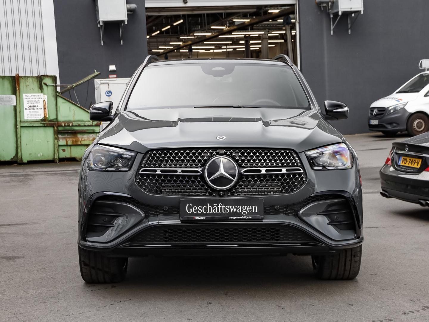 Mercedes-Benz GLE 450 4M AMG Distronic Mulitbeam Panorama AHK