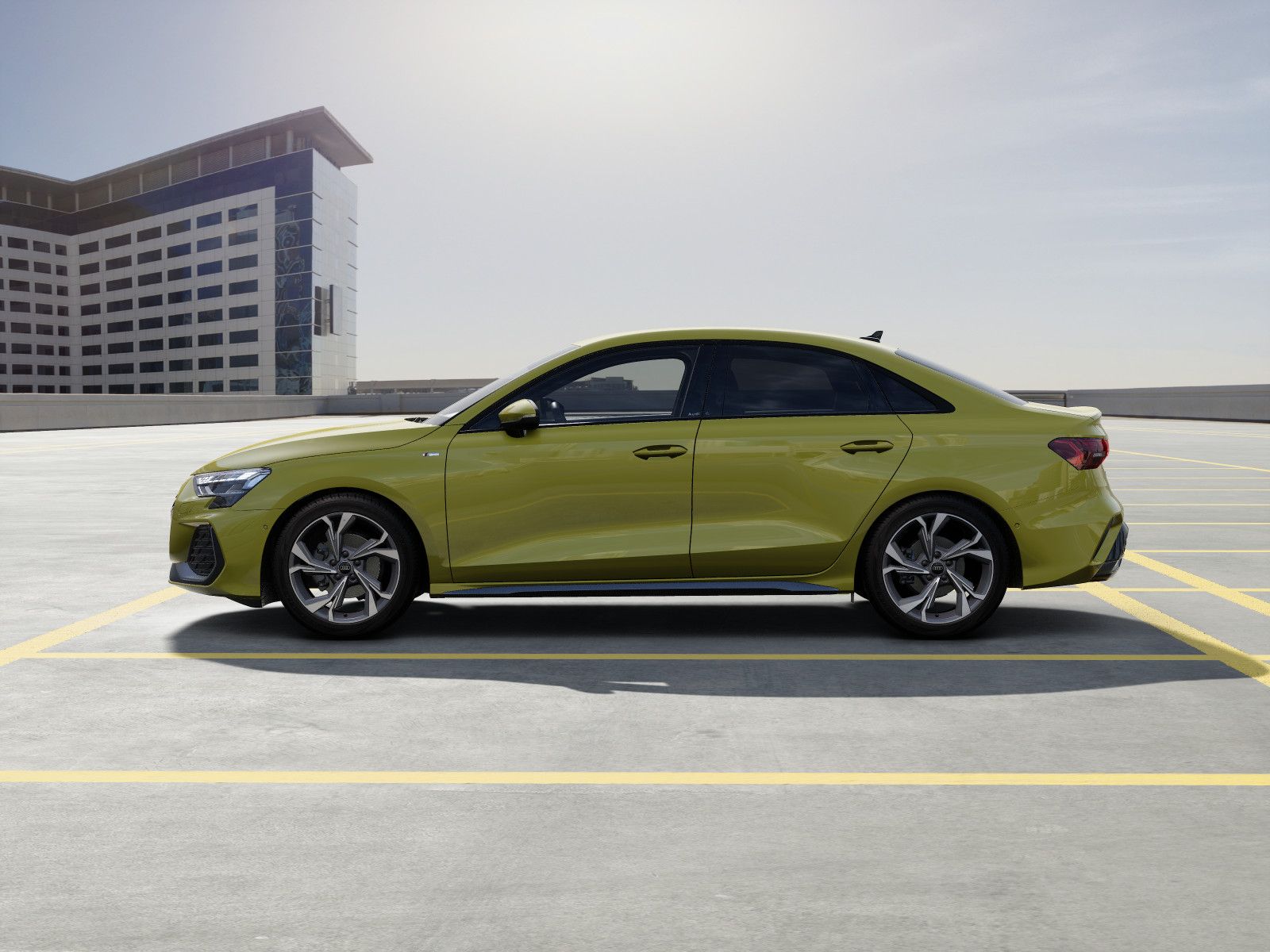 Audi A3 Limousine 30 TFSI S tronic S line - Samsaru's Car Outlet