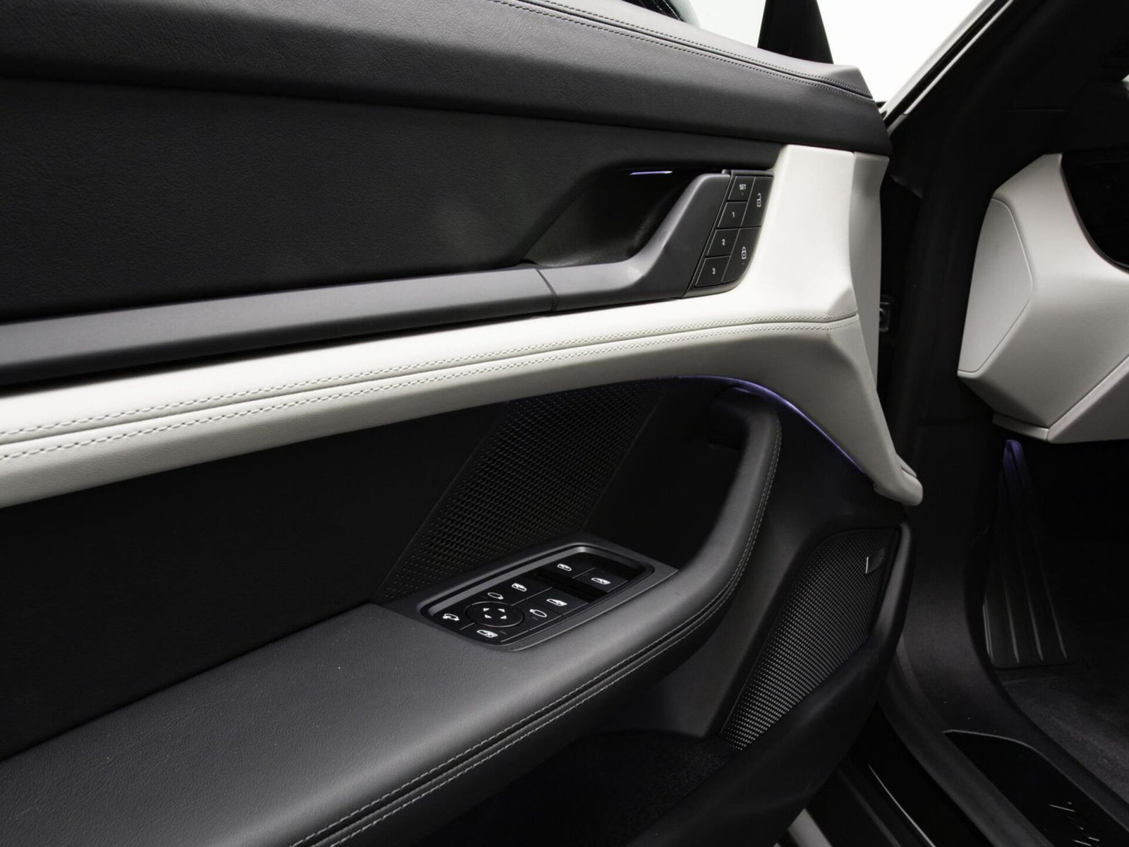 Porsche Taycan 4S Cross Turismo