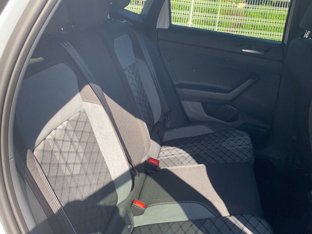 Volkswagen Polo 1.0 TSI DSG R-Line LED-Matrix+IQ.Drive+Kame