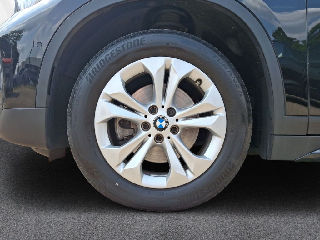 BMW X1 18dA Sport Line - Samsaru's Car Outlet
