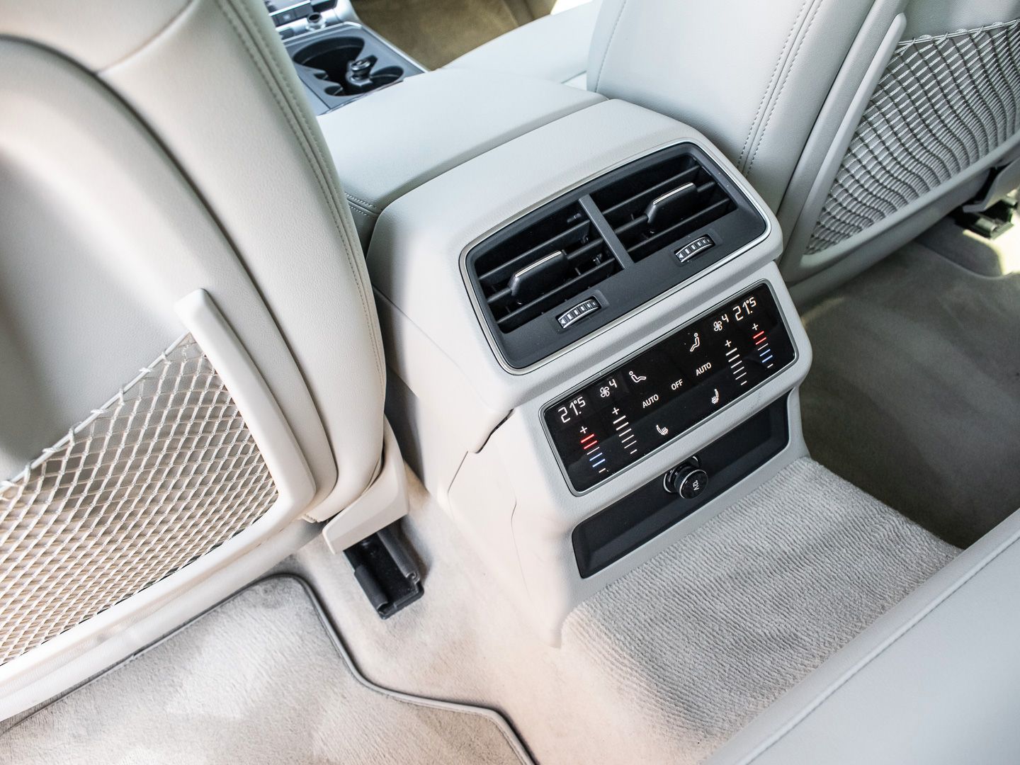 Audi A6 Limousine 45 TFSI S tronic Plus - Samsaru's Car Outlet